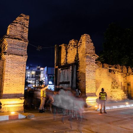 Sleep Mai Thapae Chiang Mai Old City Lifestyle Hotel Exterior foto